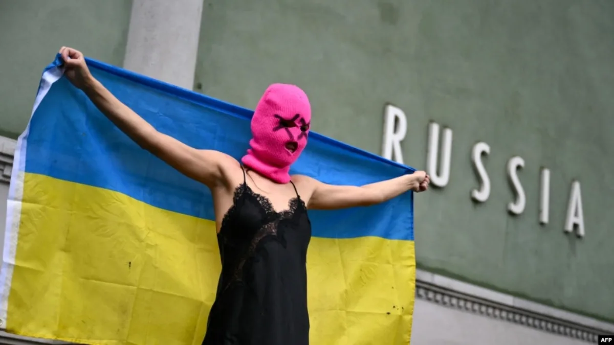 პანკჯგუფი Pussy Riot რუსეთის „ტერორისტებისა და ექსტრემისტების” სიაში შეიყვანეს