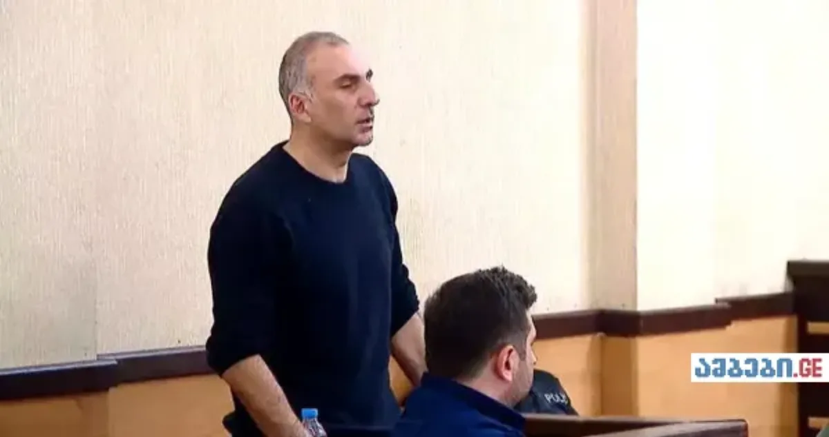 ელისაშვილი სასამართლოში: „სამი ბრალი მაქვს და მალე დასახვრეტიც ვიქნები”