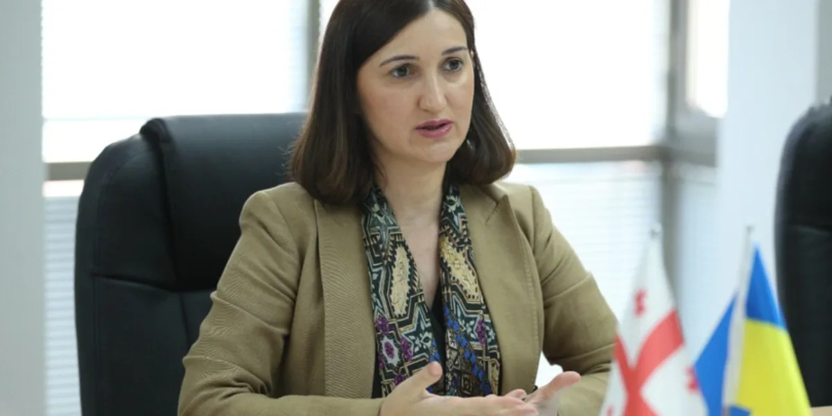 ზურაბიშვილი — რუსთაველის თეატრი ქართველ მსახიობებს ეკრძალება, რუსი სტუდენტები კი სცენაზე გამართეს