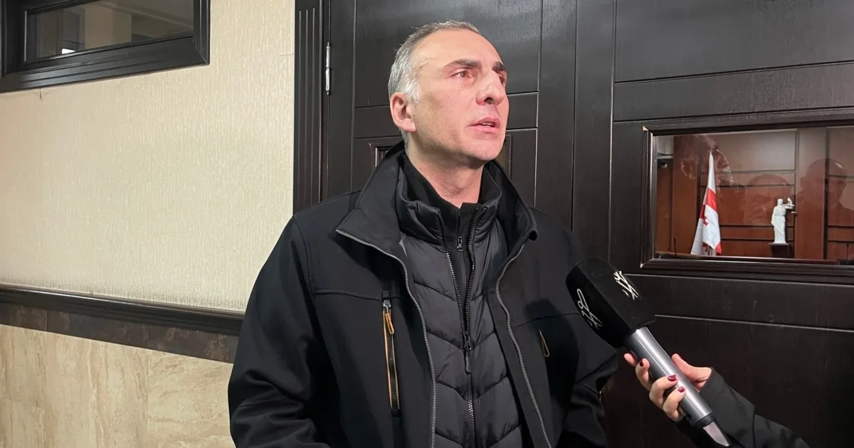 ელისაშვილის „მეორე” სახანძრო საქმე განხილვის ეტაპზე გადადის — პოლიტიკოსი სხდომიდან გააძევეს