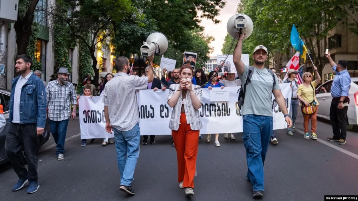 „ერთად, ძალადობისა და დაუსჯელობის წინააღმდეგ” — თბილისში შაბათის მარში გაიმართა