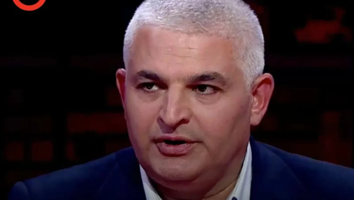 „ელენე ხოშტარია ციხეში ძალით იწევდა, რომ რაღაც წამებულის გვირგვინი დაედგა