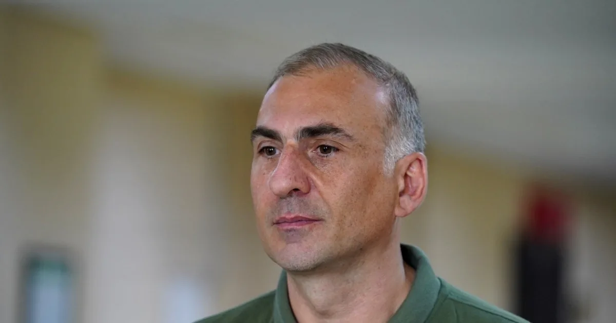 კობახიძისა და მდინარაძის გინების შემდეგ ელისაშვილი მოსამართლემ დარბაზიდან გააძევა