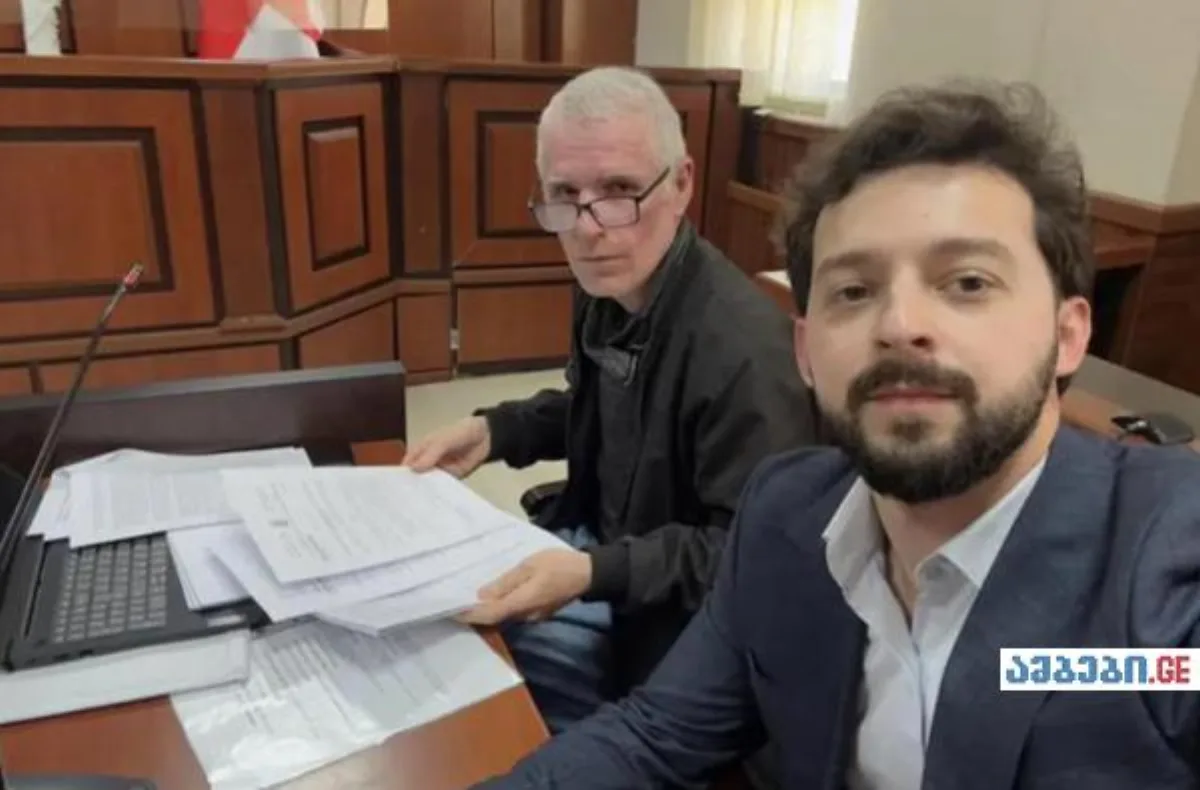 სასამართლო დავა მოიგო ფოთის ერთ-ერთი სკოლის პედაგოგმა, რომელიც პირადი ცხოვრების ამსახველი ვიდეოკადრების გავრცელების შემდეგ სამსახურიდან გაათავისუფლეს