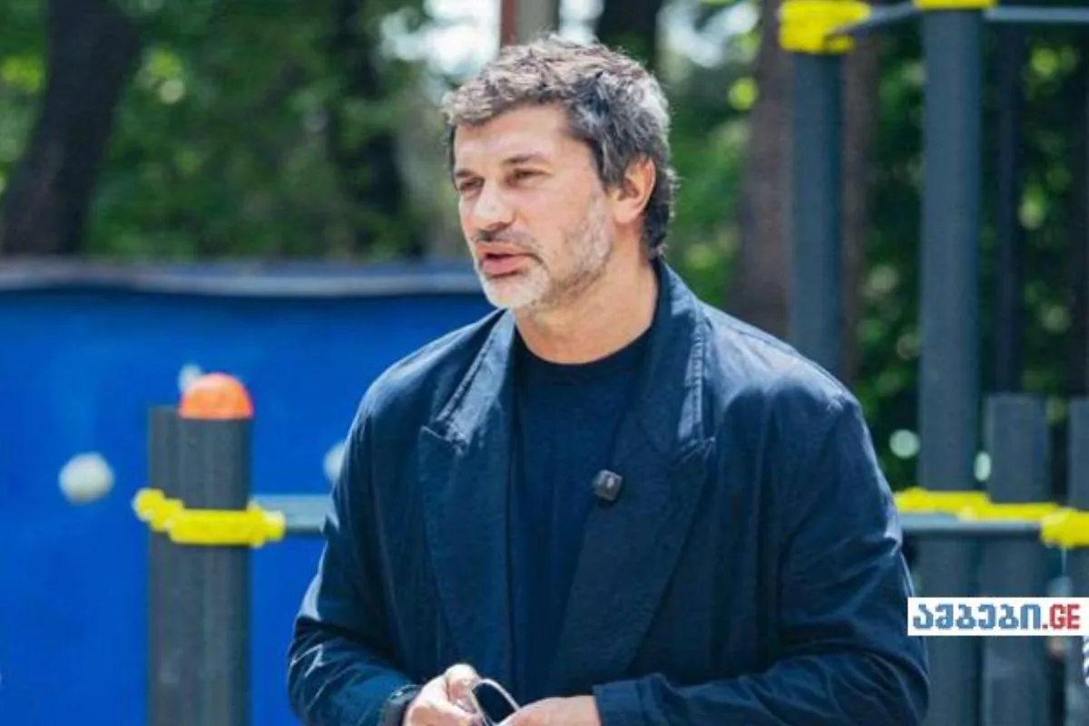 კახა კალაძე ეხმაურება “ტვ პირველის” გავრცელებულ კადრებს, რომელიც პოლიციელების მხრიდან ძალადობას ასახავს