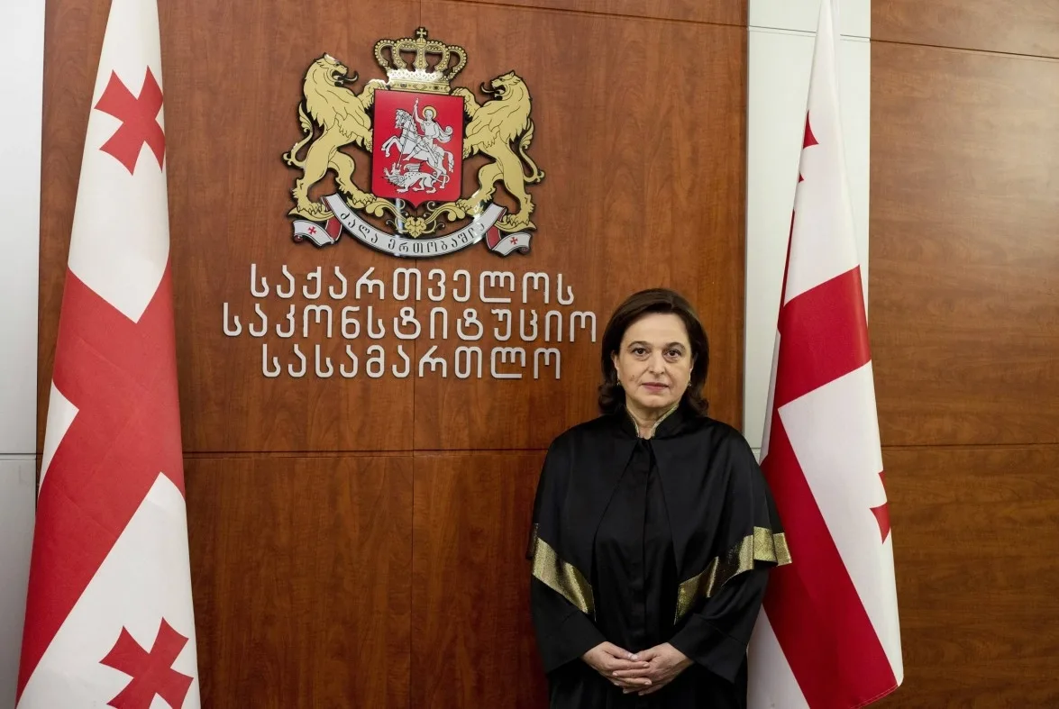 საკონსტიტუციო სასამართლომ არ დააკმაყოფილა მოსამართლის შუამდგომლობა პარტიების აკრძალვის საქმიდან აცილების შესახებ