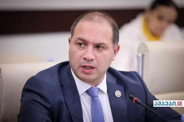 სად და როგორ იქნება შესაძლებელი სასკოლო ფორმების შეძენა? - განათლების მინისტრის განმარტება