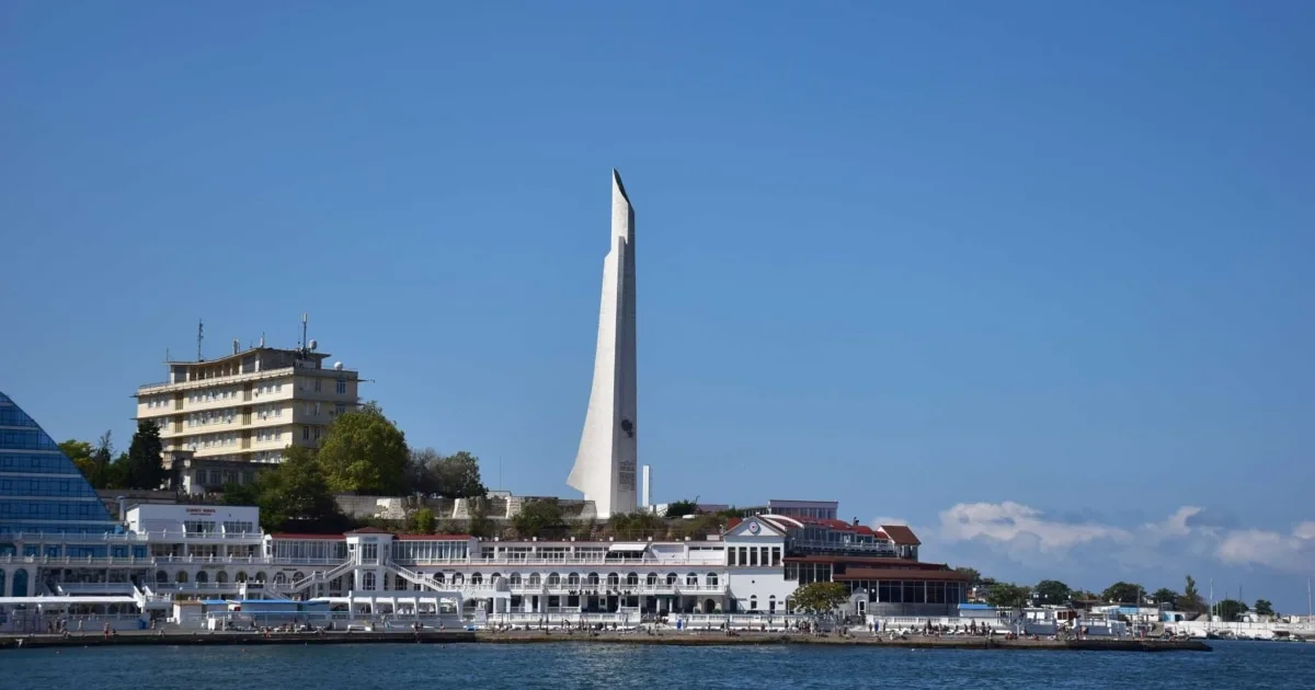 ანექსირებული სევასტოპოლი ელექტროენერგიის გარეშე დარჩა დრონებით შეტევის შედეგად