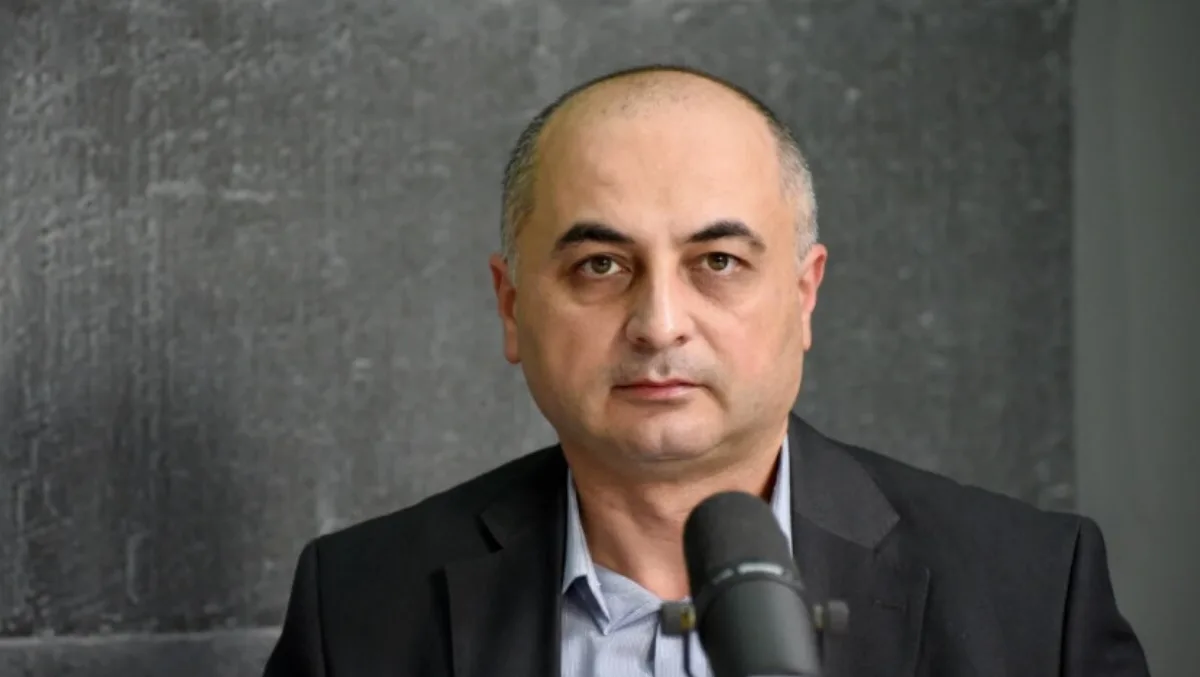 „სად არიან ღრუზინი “პატრიოტები”? აააა, “ერთმორწმუნეების” მიერ დაბომბილი არ ითვლება?! ხოოო, მაშინ ხოოო“ - ზურაბ ბატიაშვილი რუსების მიერ კიევ-პეჩერის ლავრის დაბომბვაზე
